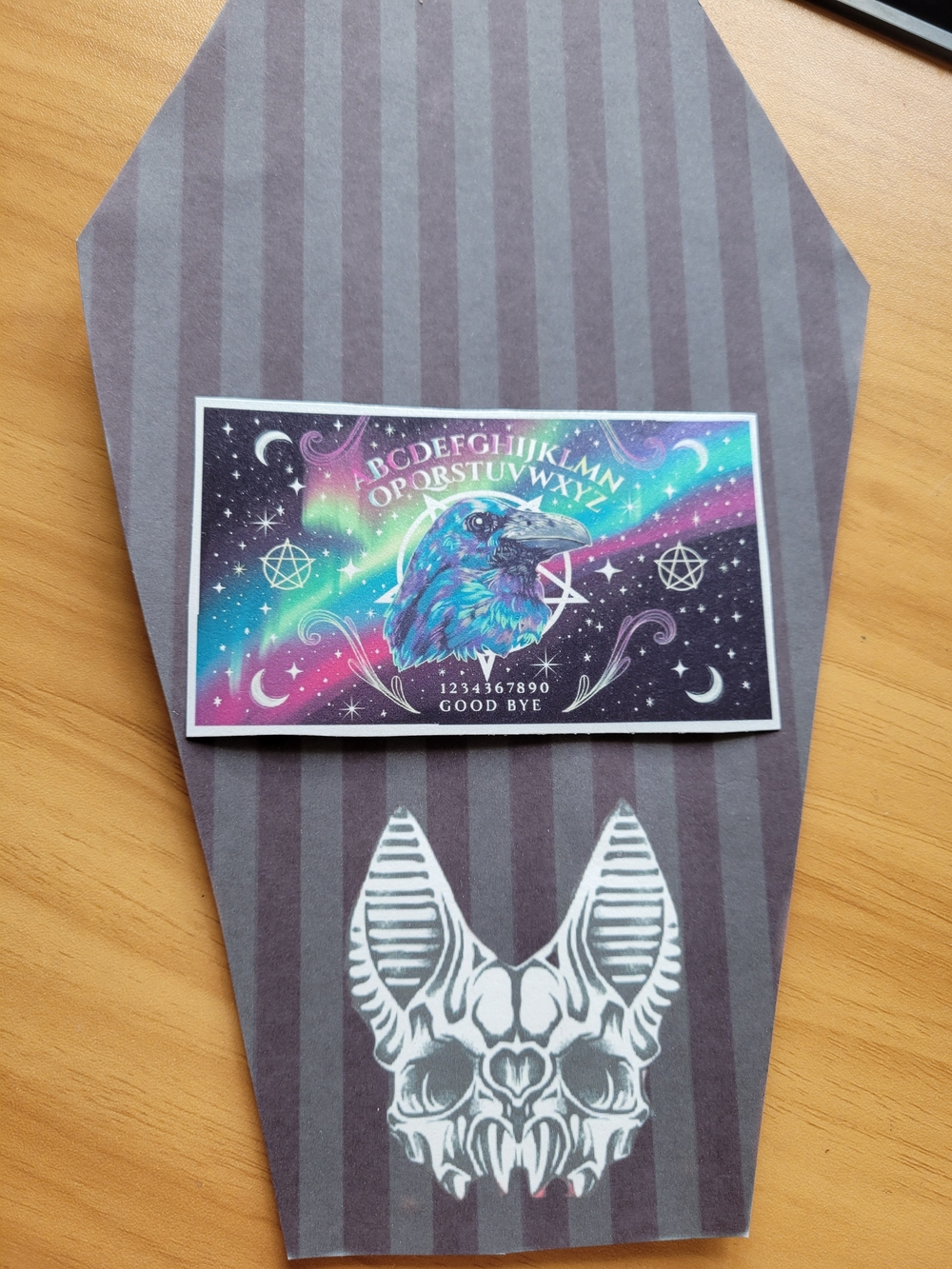 💀NEW💀Hand Crafted  Raven Ouija Board Fridge Magnet